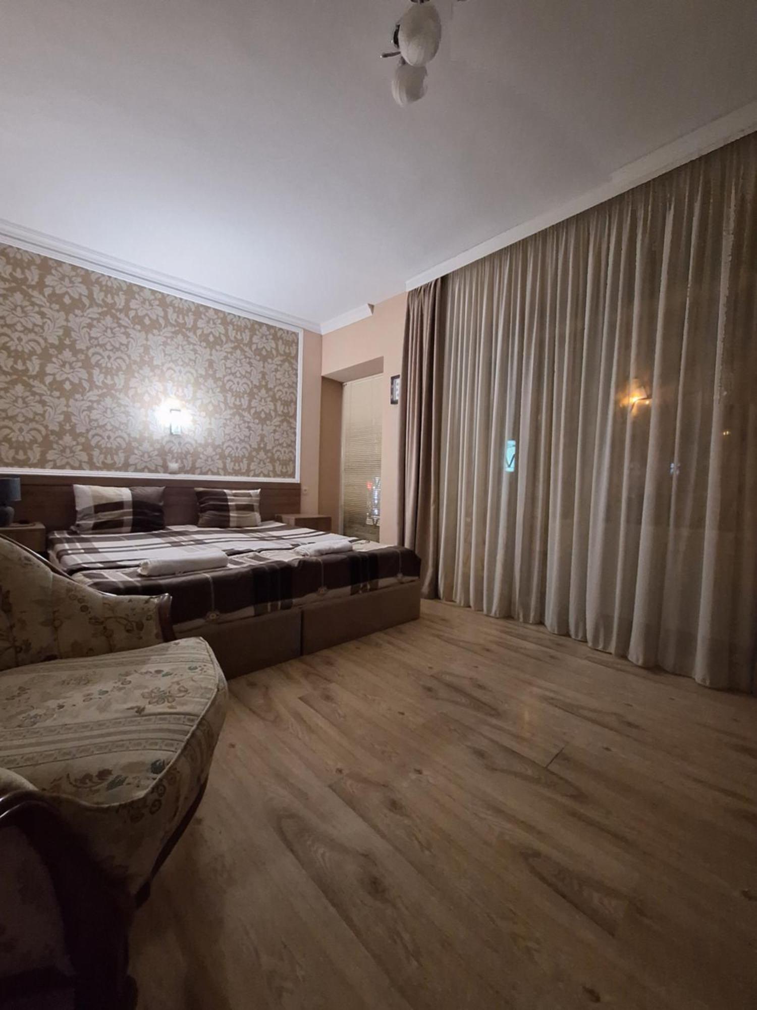 Hotel Grand ティビリシ エクステリア 写真